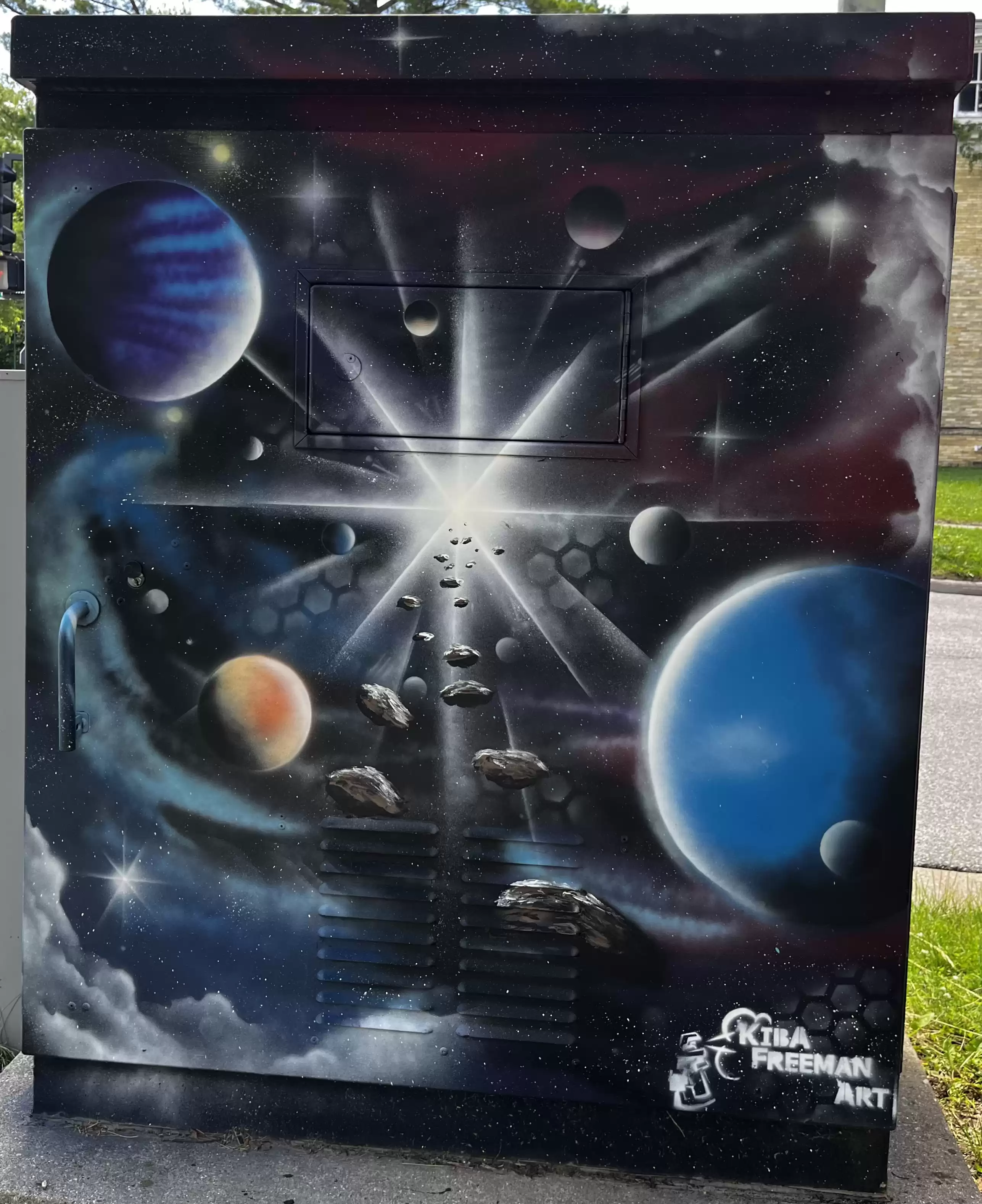 Box back