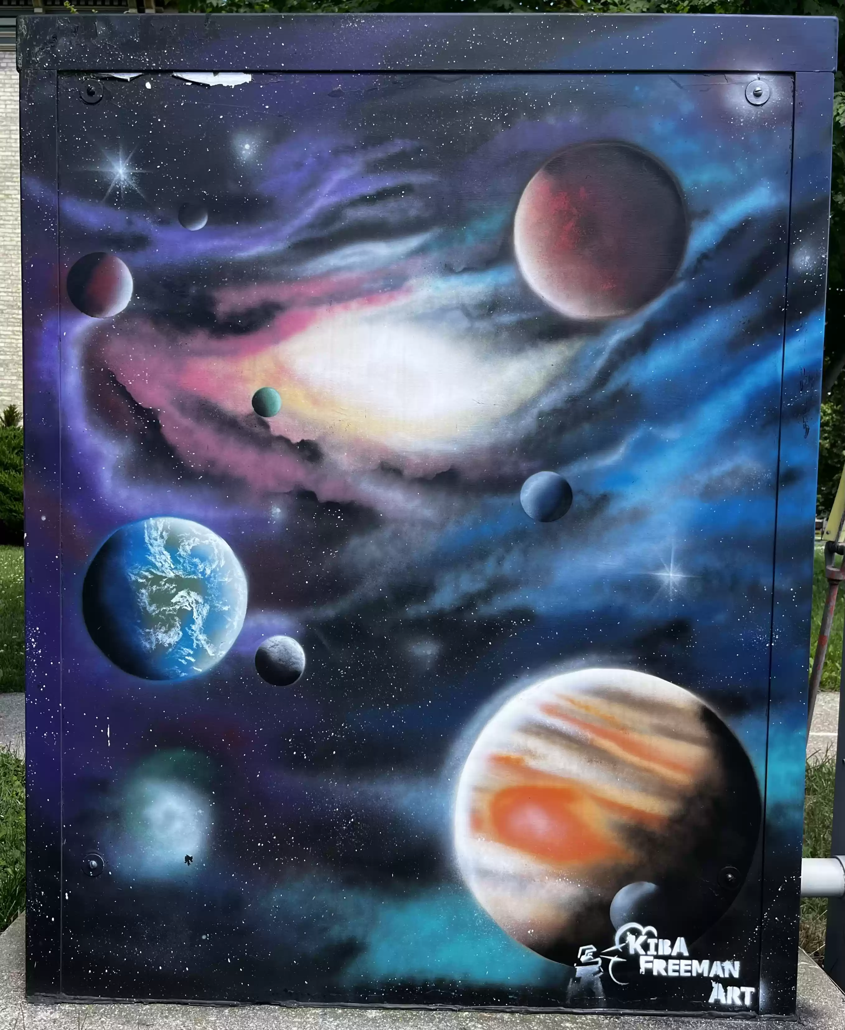 Box front