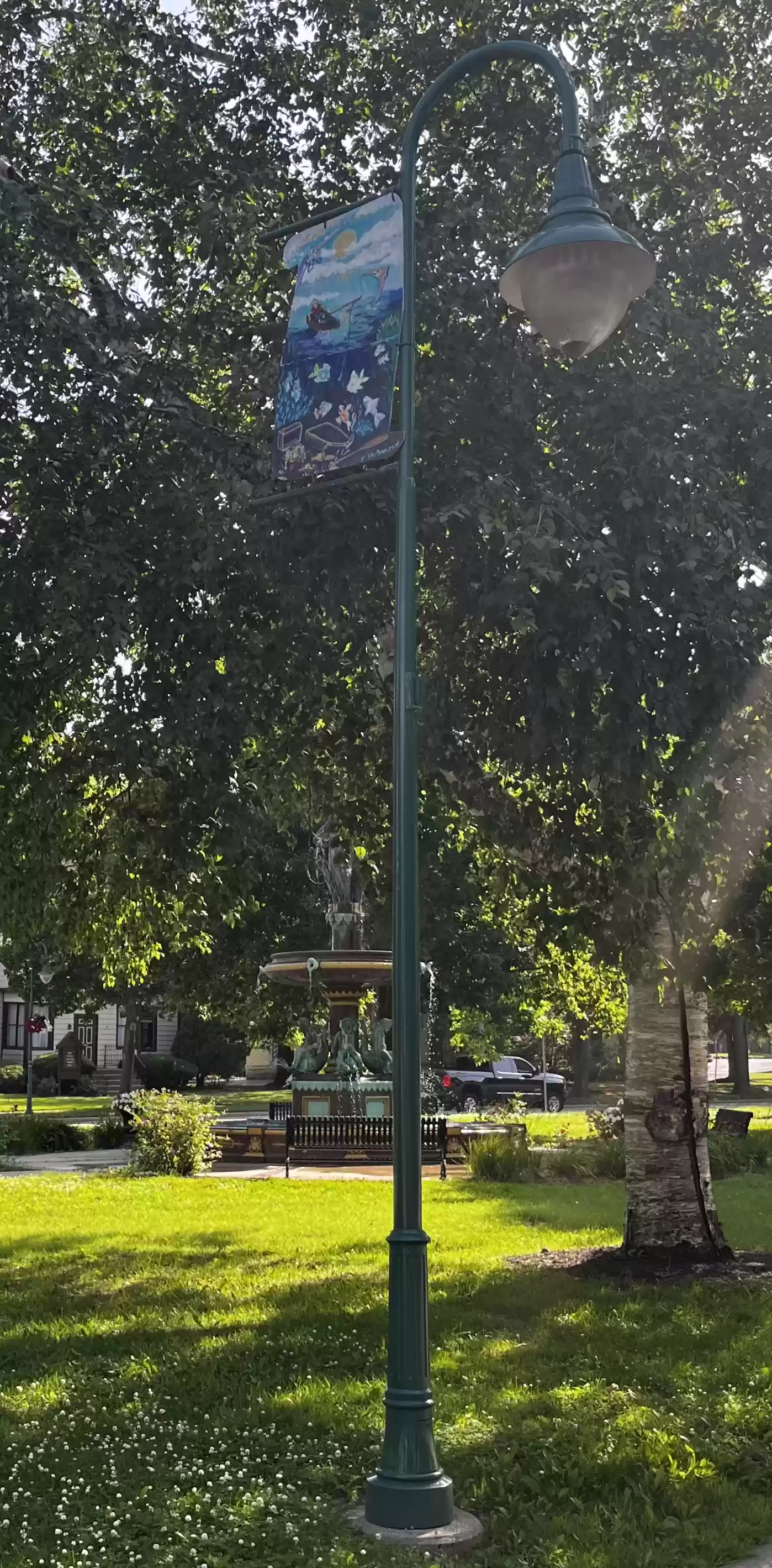 Lamp Post 5 with fountain in background